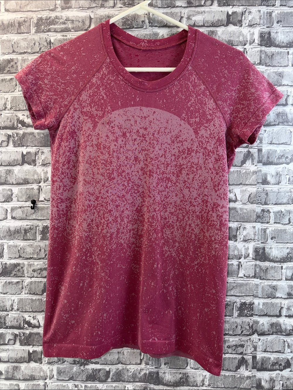 Women’s Lululemon Short Sleeve Crewneck Top in Dusty Rose